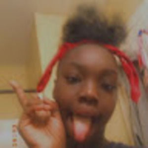 Meet your Posher, Lifewithnoariyah